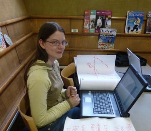 Lindsay volunteering at the library