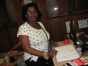 Velma signing our Visitors' Book.