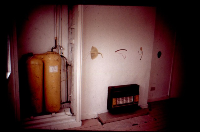 Julie Roberts, Treatment at Home, Castlemilk Womanhouse, 1990. Image courtesy of Claire Barclay. © Claire Barclay. (1 of 2)