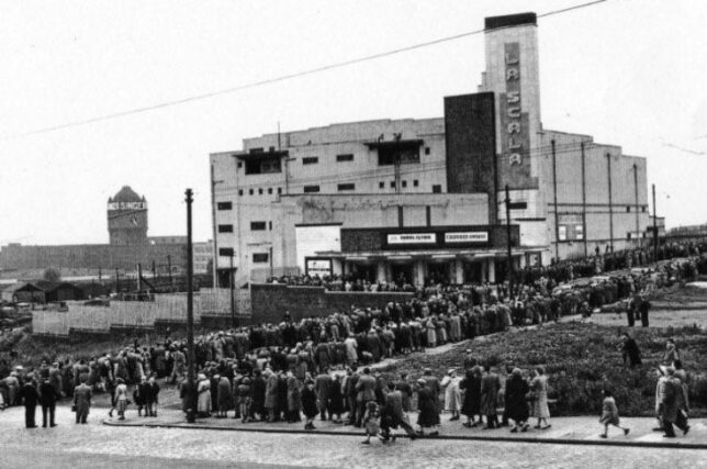 La Scala Cinema, Kilbowie Road, Clydebank 1950.