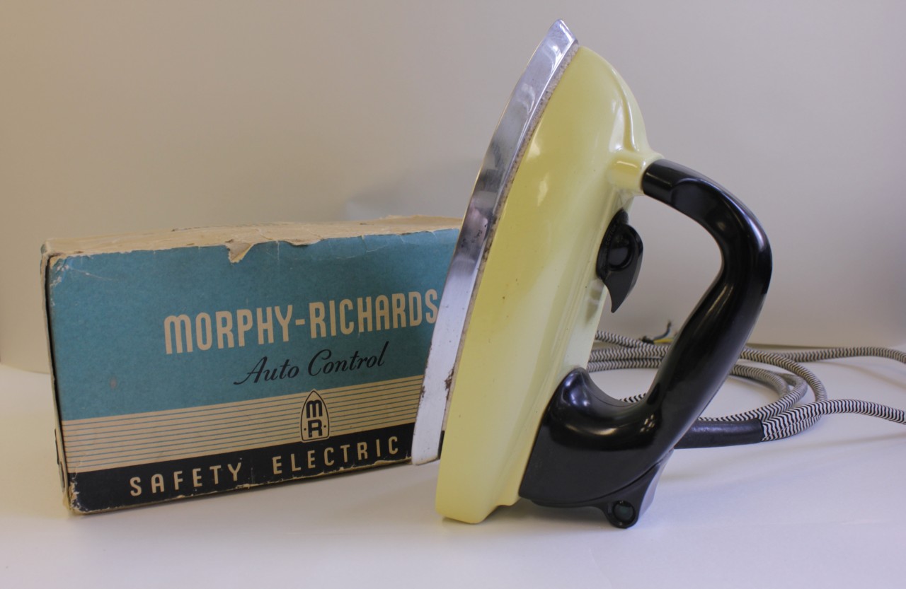 Morphy Richards electric iron 1964 in original box 