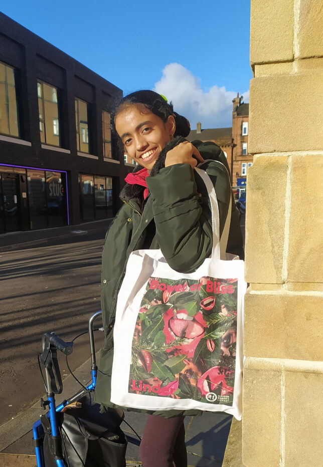 Placement Student Aishwarya models the Bower of Bliss tote bag designed by Linder